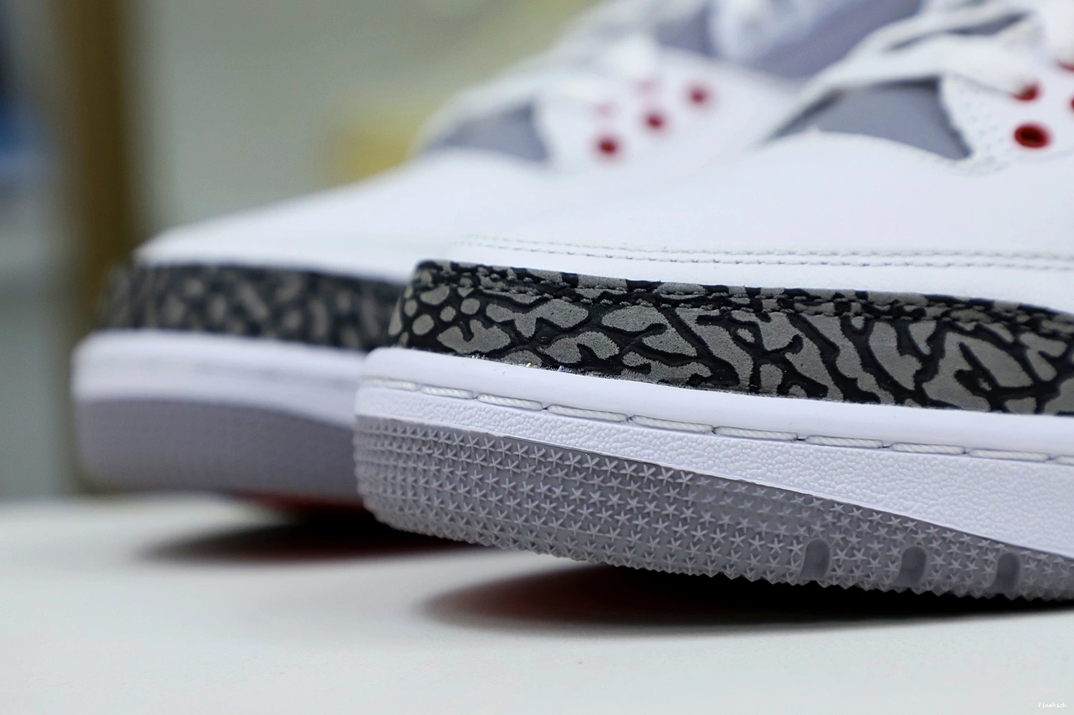 AIR 3RETRO